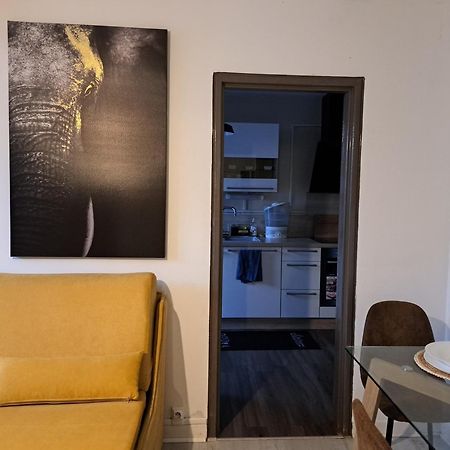 Tout Confort - Clim- Salle De Bain Commune Nîmes Dış mekan fotoğraf