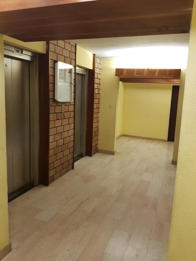 Tout Confort - Clim- Salle De Bain Commune Nîmes Dış mekan fotoğraf