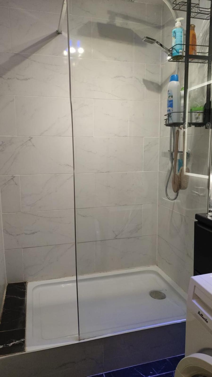 Tout Confort - Clim- Salle De Bain Commune Nîmes Dış mekan fotoğraf